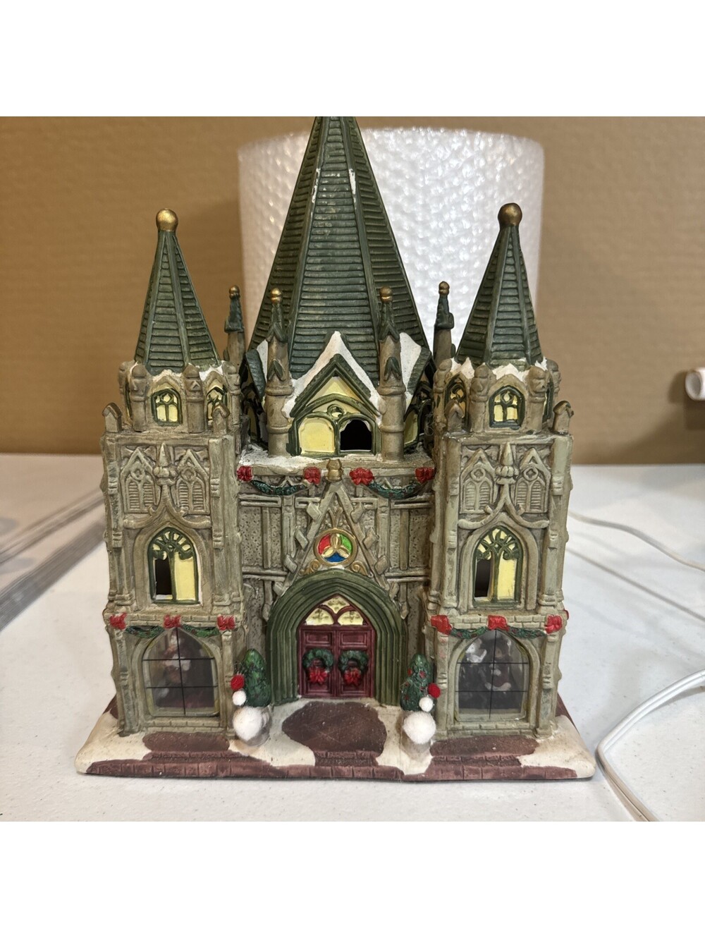 Lighted Cathedral byHeartland Valley Village collection by O'Well,vtg. 1990's